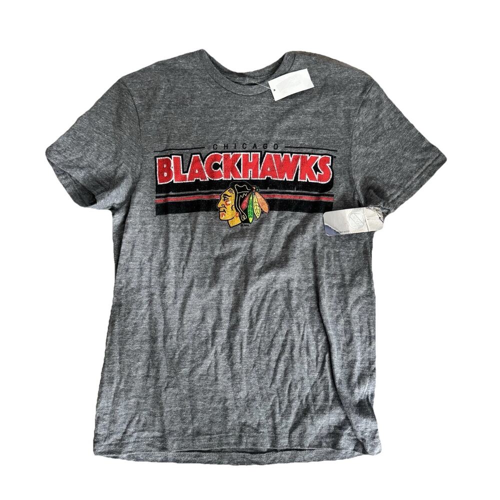 Chicago Blackhawks Gray Graphic T Shirt Men’s Small New With Tags Official NHL